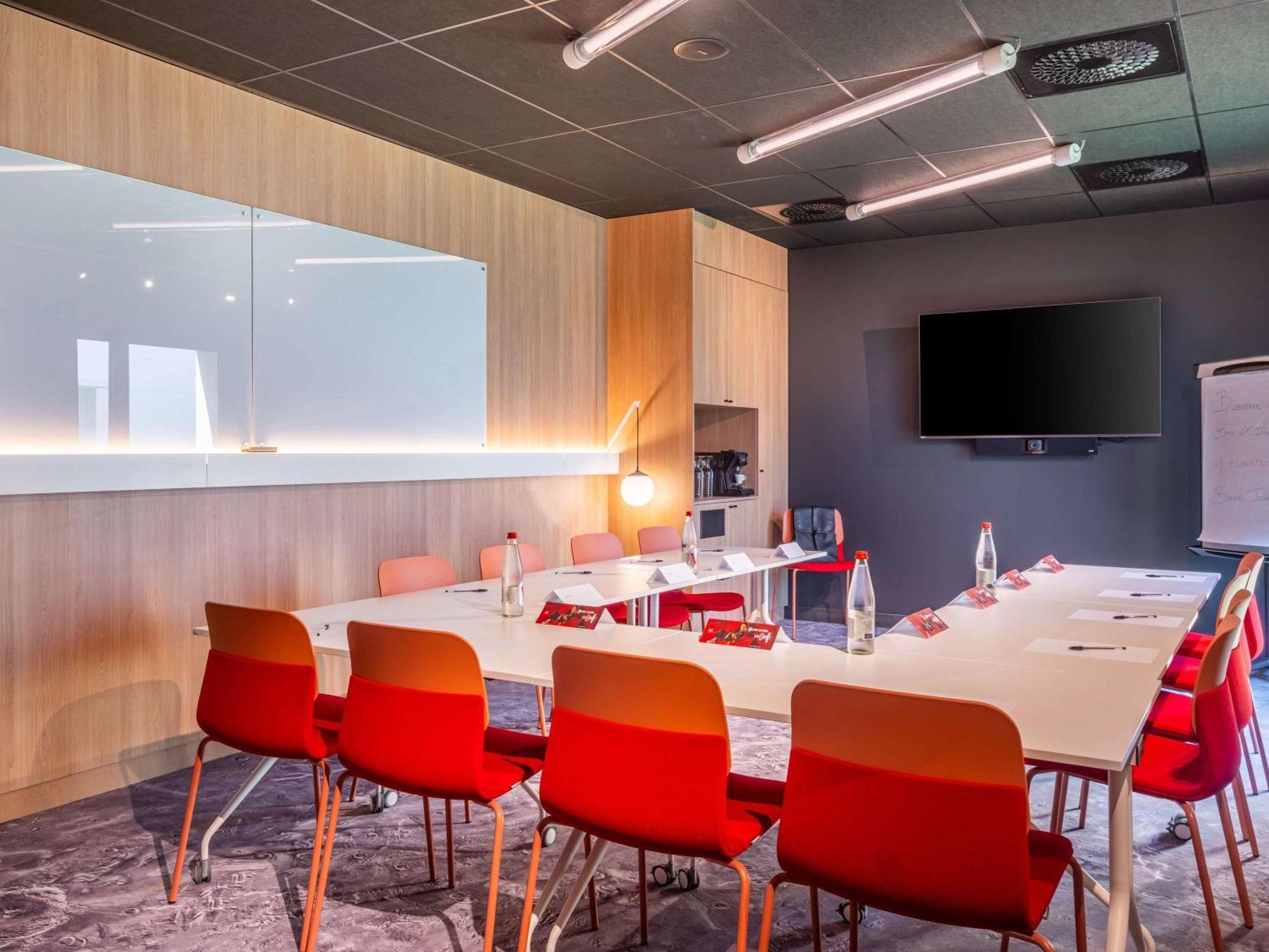Ibis Nantes Treillieres Hotel Ngoại thất bức ảnh